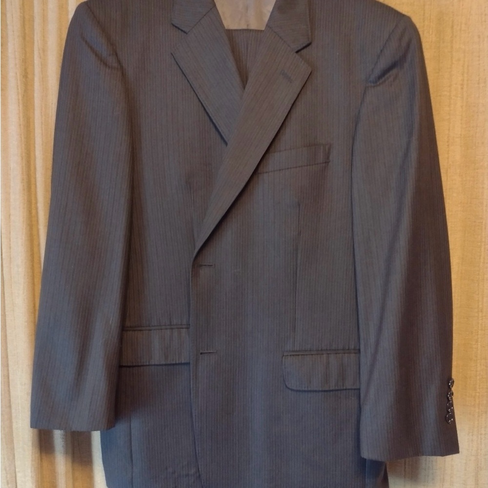Elegant Charcoal Men's Suit Jacket